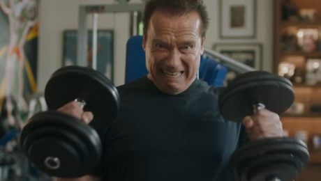 Arnold Schwarzenegger opäť