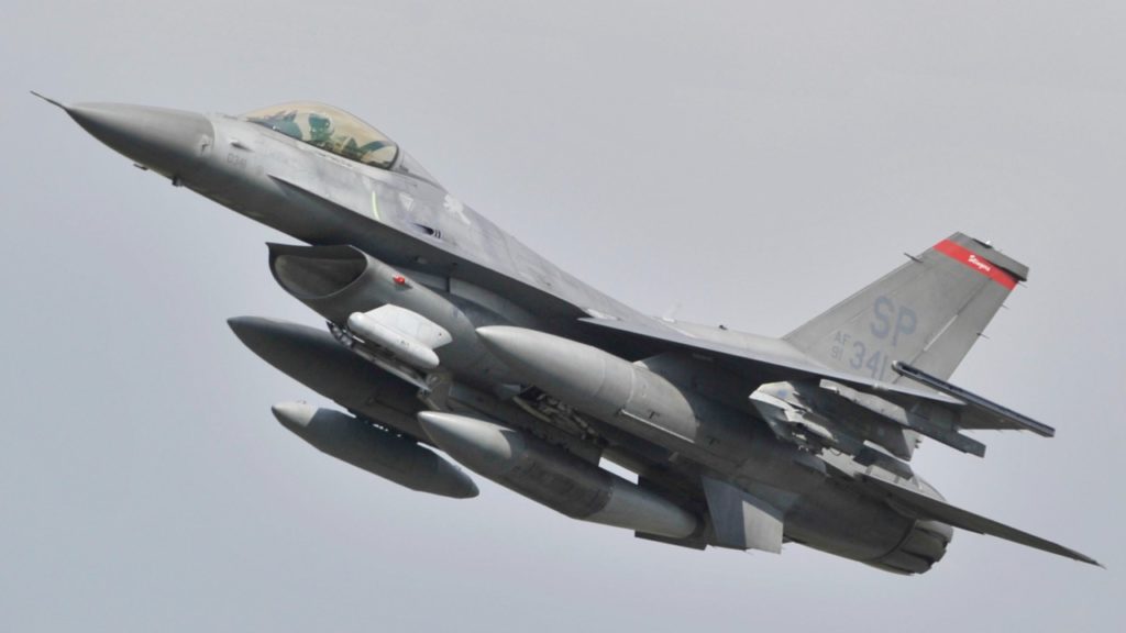 F-16