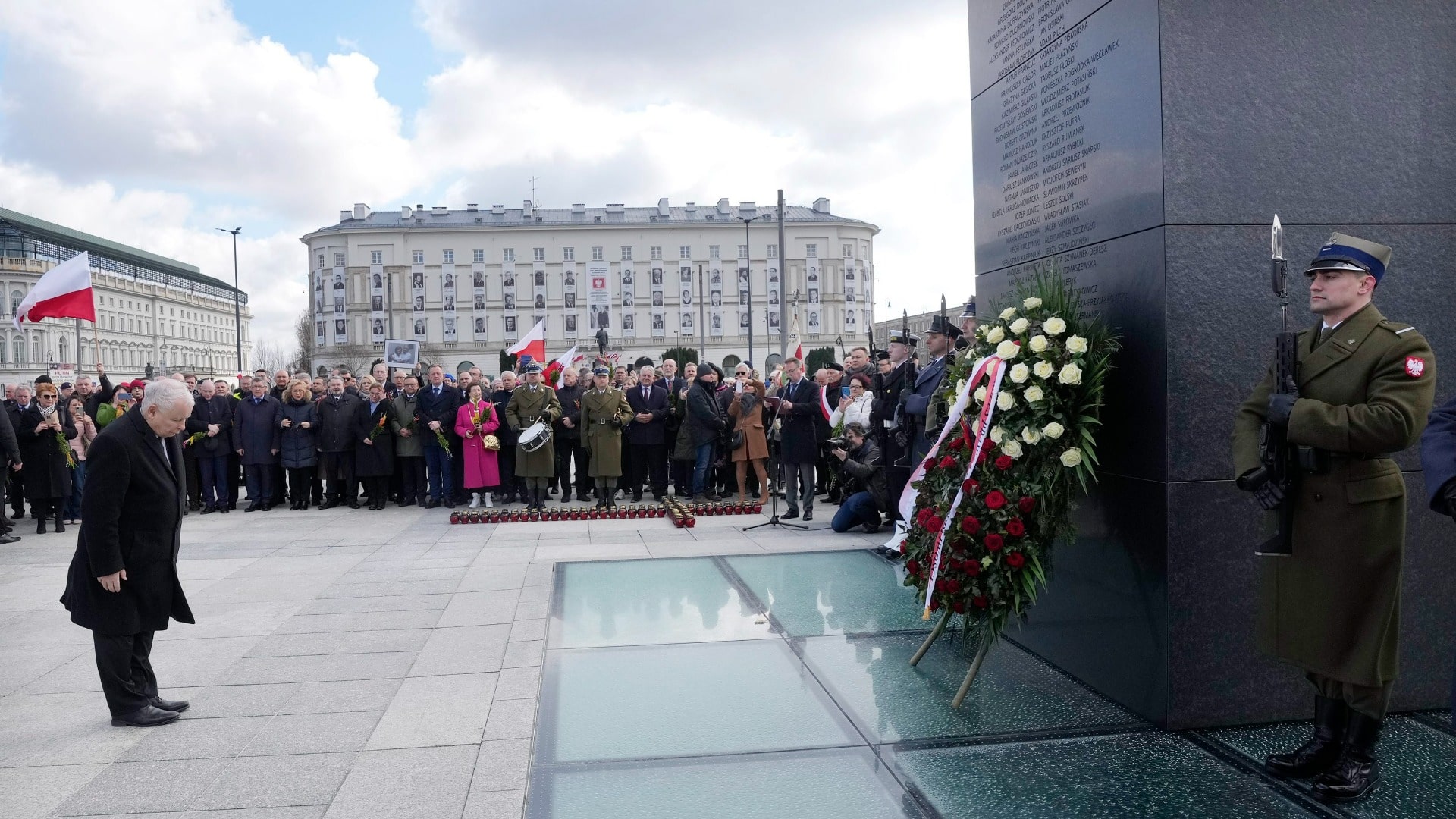 Katastrofa Polskiego Samolotu W Smoleńsku Została Spowodowana Przez