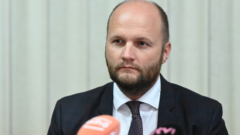 Minister obrany na tlačovej konferencii