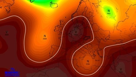 Omega blok, ktorý pôsobí nad Európou