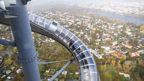 Najvyššia šmykľavka v Európe na veži Donauturm