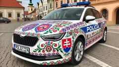 Slovenské policajné auto AI