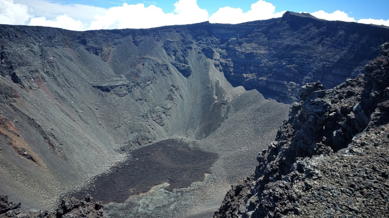 Reunion Piton de la Fournaise sopka vulkán volcano kráter crater František Kekely