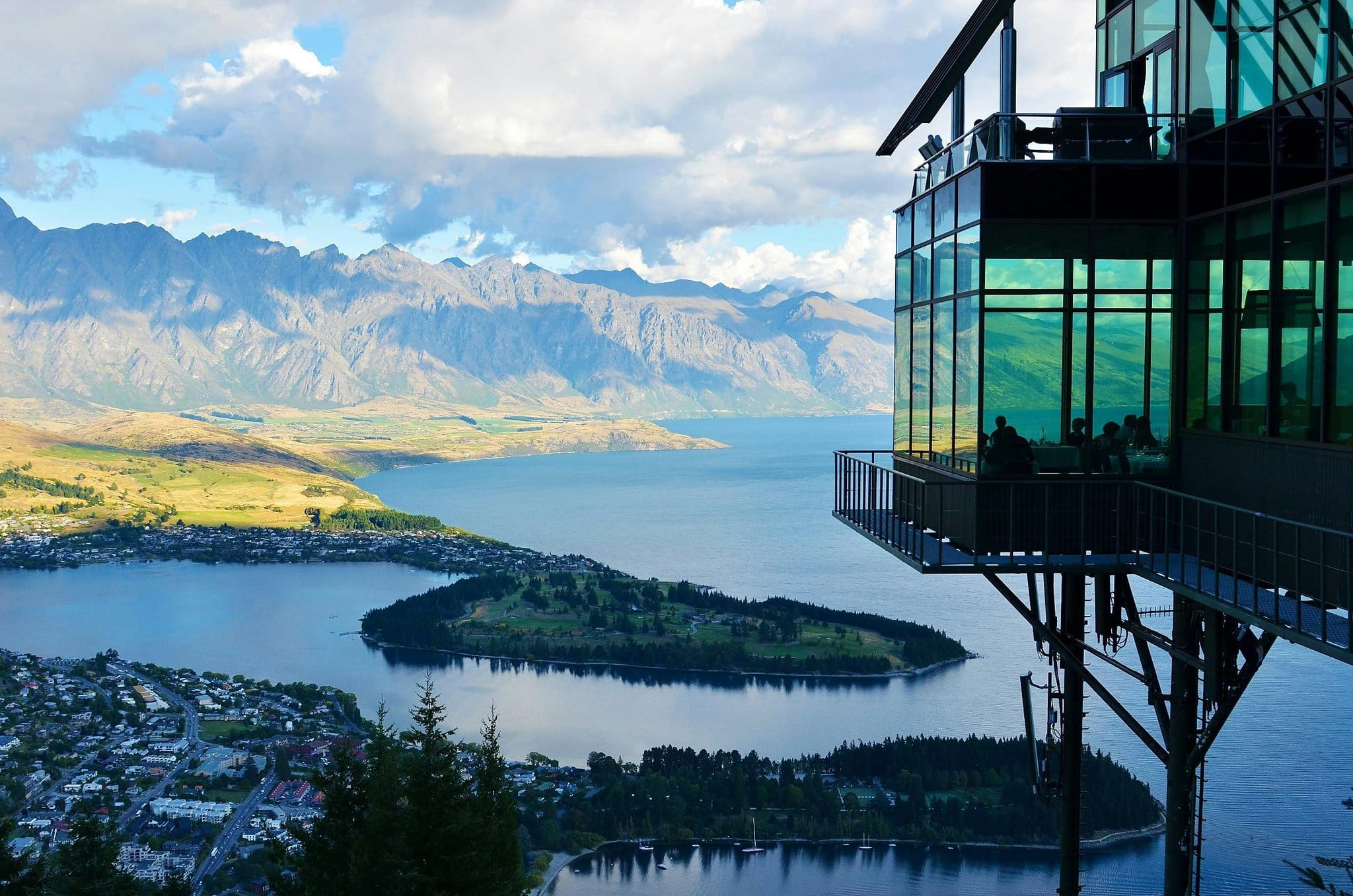 na snimke je krajina novy zeland
